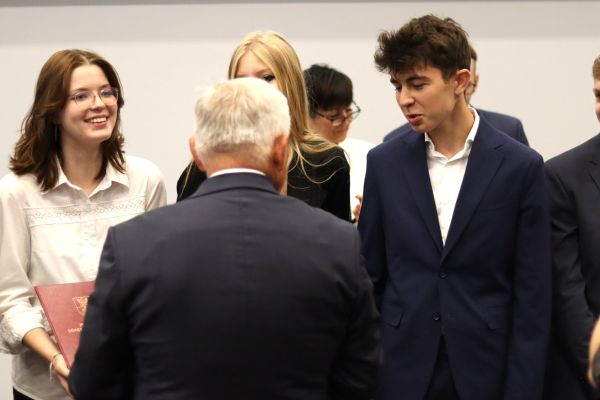 Stypendia2024 Stypendia2024 - kliknięcie spowoduje powiększenie zdjęcia