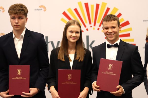 Stypendia2024 Stypendia2024 - kliknięcie spowoduje powiększenie zdjęcia