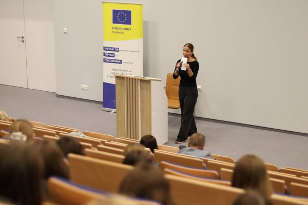 SzkolnyDzienJezykow SzkolnyDzienJezykow - kliknięcie spowoduje powiększenie zdjęcia