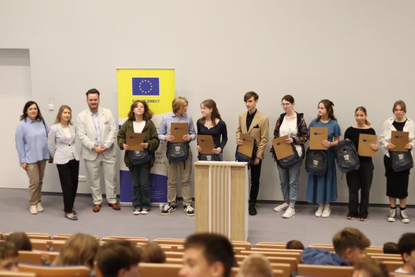 SzkolnyDzienJezykow SzkolnyDzienJezykow - kliknięcie spowoduje powiększenie zdjęcia