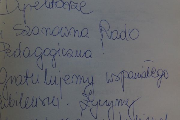 Wpis do korniki - kliknięcie spowoduje powiększenie zdjęcia Wpis do kroniki absolwent 1982