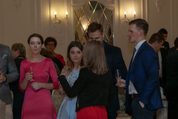 Zaproszeni goście - kliknięcie spowoduje powiększenie zdjęcia img-003217CE62C9-2072-9D99-067C-96D3111DBF4C.jpg