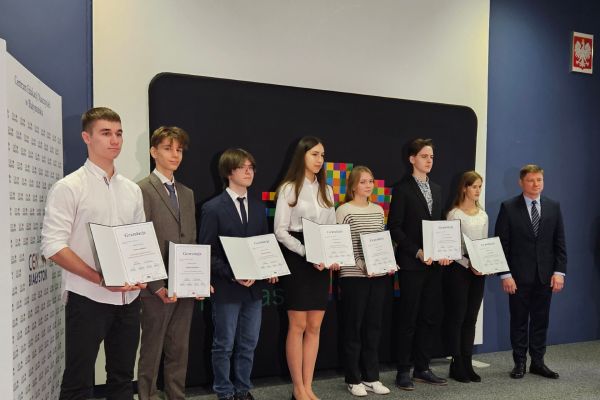 Stypendia Marszałka 2024 Stypendia Marszałka 2024 - kliknięcie spowoduje powiększenie zdjęcia