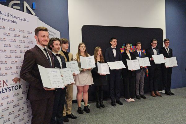 Stypendia Marszałka 2024 Stypendia Marszałka 2024 - kliknięcie spowoduje powiększenie zdjęcia