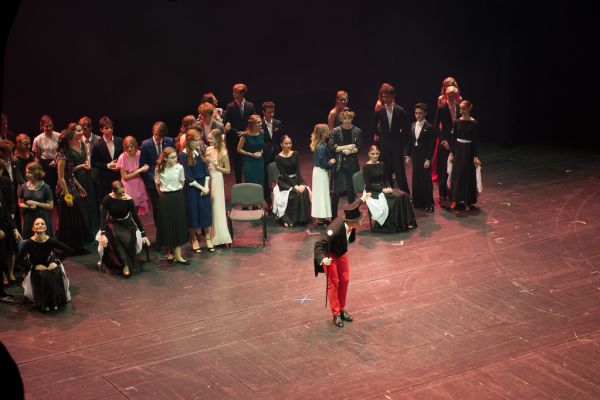 Jubileuszowy spektakl- kliknięcie spowoduje powiększenie zdjęcia Jubileuszowy spektakl