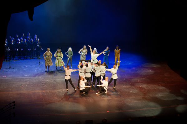 Jubileuszowy spektakl- kliknięcie spowoduje powiększenie zdjęcia Jubileuszowy spektakl