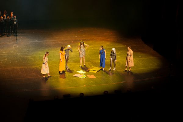 Jubileuszowy spektakl- kliknięcie spowoduje powiększenie zdjęcia Jubileuszowy spektakl