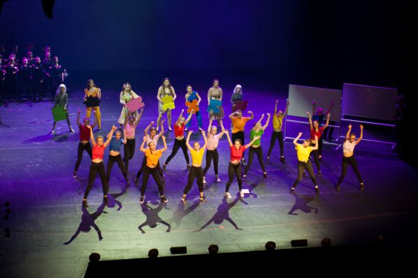 Jubileuszowy spektakl- kliknięcie spowoduje powiększenie zdjęcia Jubileuszowy spektakl