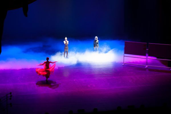 Jubileuszowy spektakl- kliknięcie spowoduje powiększenie zdjęcia Jubileuszowy spektakl