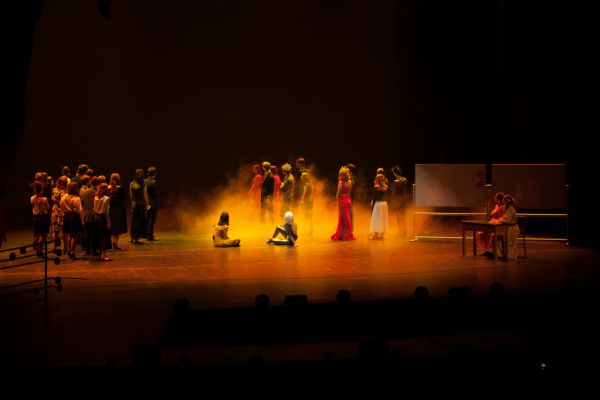 Jubileuszowy spektakl- kliknięcie spowoduje powiększenie zdjęcia Jubileuszowy spektakl