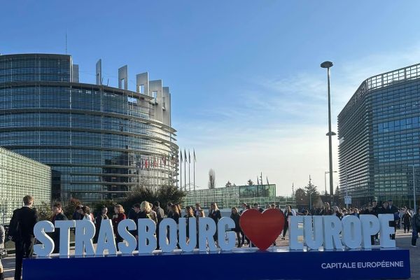 Obrady Europarlamentu dla młodzieży 2025