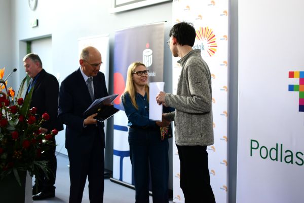 Olimpiada Matematyczna 2025 Dzień IV