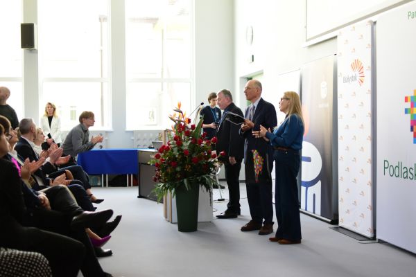 Olimpiada Matematyczna 2025 Dzień IV