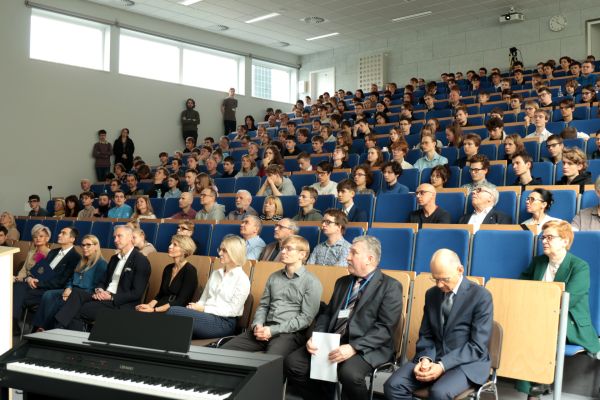 Olimpiada Matematyczna 2025 Dzień IV