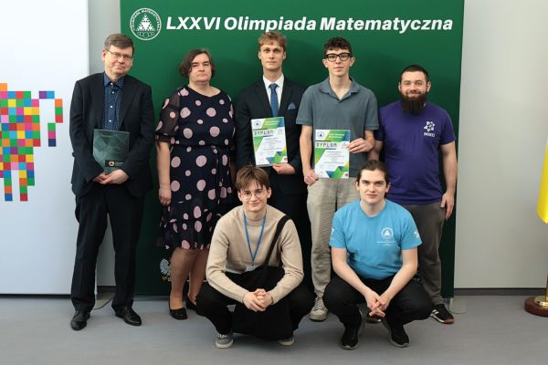 Olimpiada Matematyczna 2025 Dzień IV