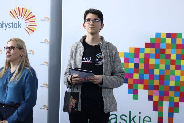 Olimpiada Matematyczna 2025 Dzień IV