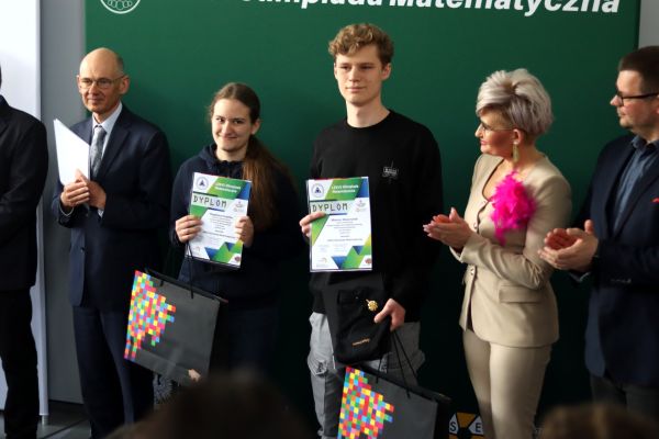 Olimpiada Matematyczna 2025 Dzień IV