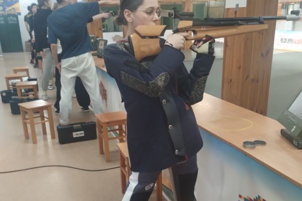 Weronika Hilik na stanowisku strzeleckim