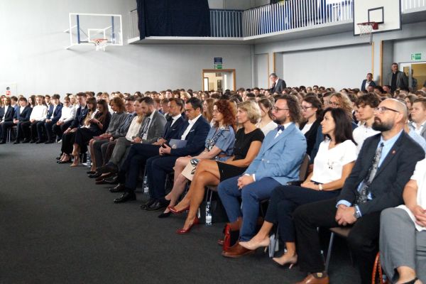 rozpoczecie-roku-szkolnego-2025-2026 rozpoczecie-roku-szkolnego-2025-2026