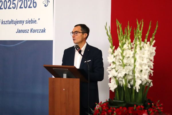 rozpoczecie-roku-szkolnego-2025-2026 rozpoczecie-roku-szkolnego-2025-2026