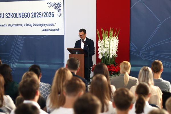 rozpoczecie-roku-szkolnego-2025-2026 rozpoczecie-roku-szkolnego-2025-2026