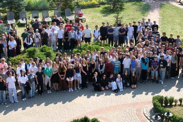 Wyjazd integracyjny klas pierwszych LO 2025 Wyjazd integracyjny klas pierwszych LO 2025