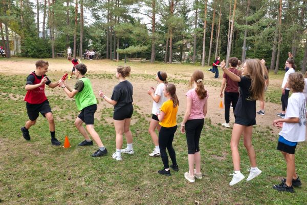 Wyjazd integracyjny klas pierwszych LO 2025 Wyjazd integracyjny klas pierwszych LO 2025