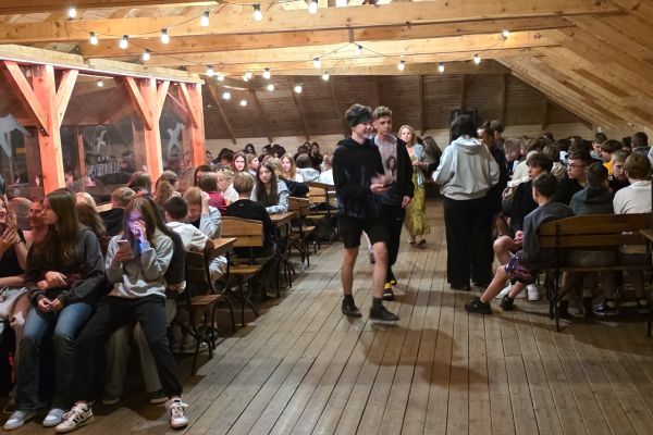 Wyjazd integracyjny klas pierwszych LO 2025 Wyjazd integracyjny klas pierwszych LO 2025