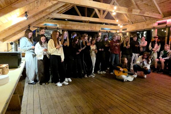 Wyjazd integracyjny klas pierwszych LO 2025 Wyjazd integracyjny klas pierwszych LO 2025