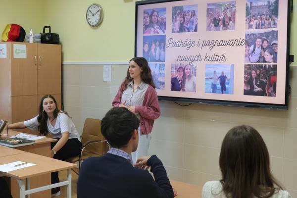 Wybory Sapieżanki i Sapiehy II LO-kliknięcie spowoduje powiększenie zdjęcia Wybory Sapieżanki i Sapiehy II LO