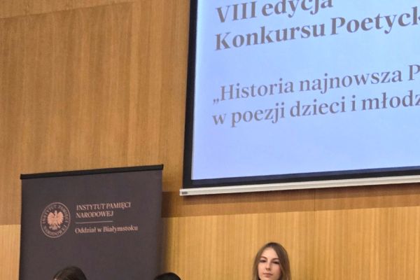 Poetycki debiut uczennic 2025  Poetycki debiut uczennic 2025