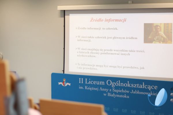 Czy edukacja może zatrzymać dezinformację 2025