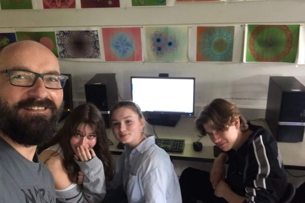 Pan profesor, uczniowie Erasmus