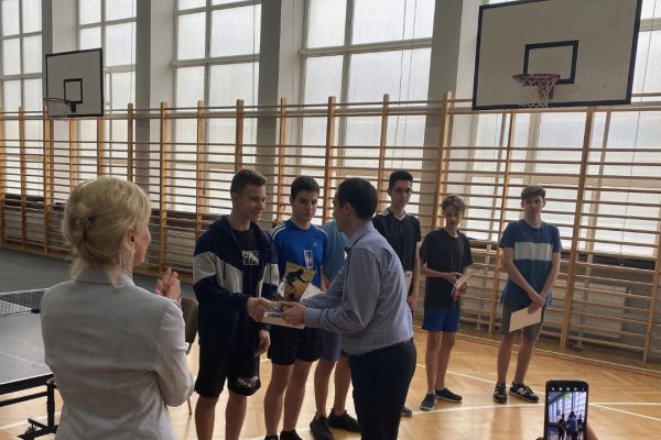 Wręczenie nagród - Pan dyrektor