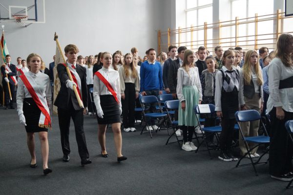 Wprowadzenie sztandaru