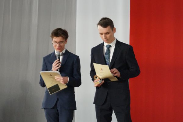 Uczeń na 6 i Uczeń II LO