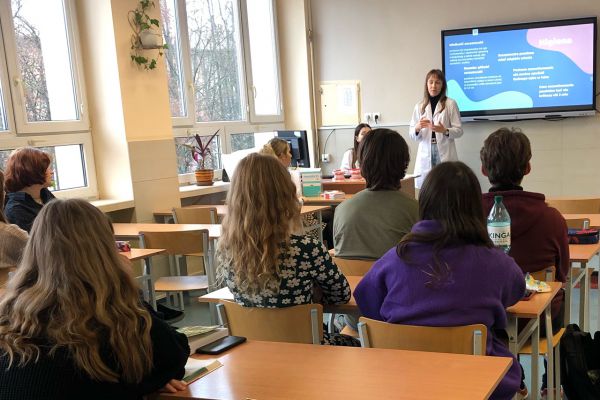 Prezentacja, jak prawidłowo myć zęby