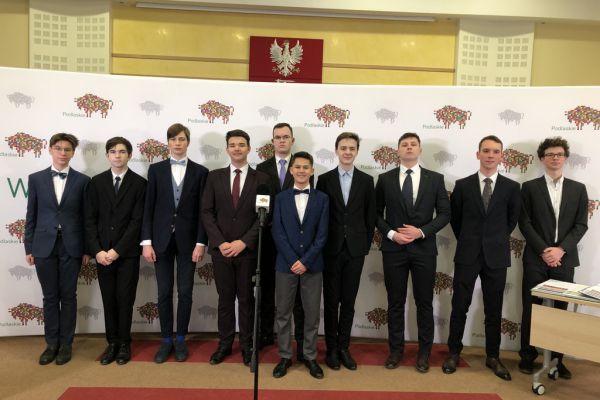 Stypendyści z II LO
