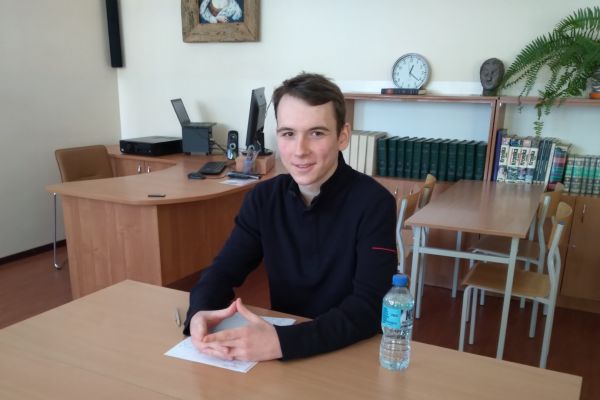 Stanisław Pańkowski tuż przed prezentacją